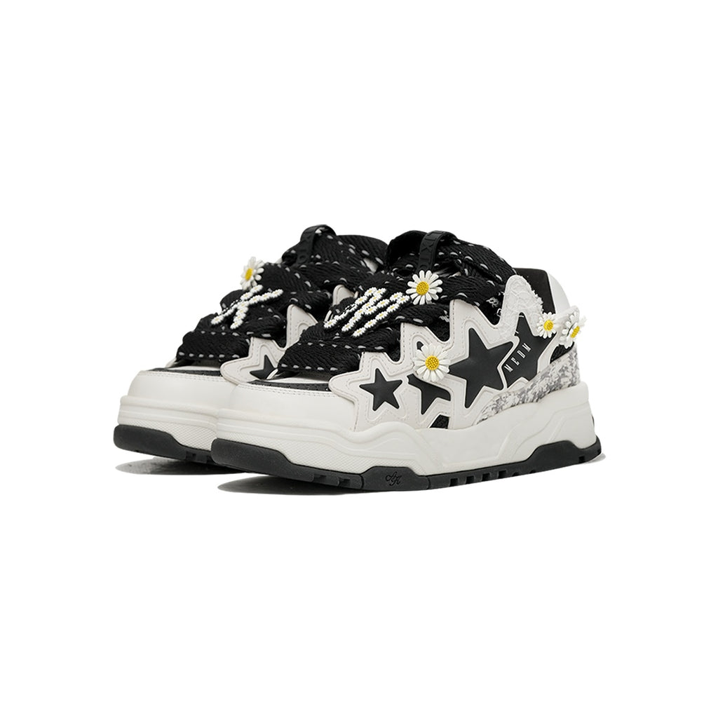 KAALIXTO--Daisy Bread Shoes - Unisex